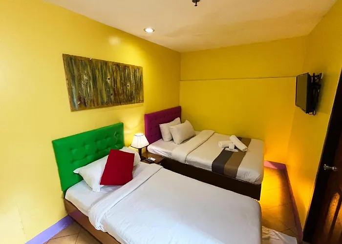 Comfy Mabini 3*
